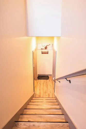 Lakeshore Suites