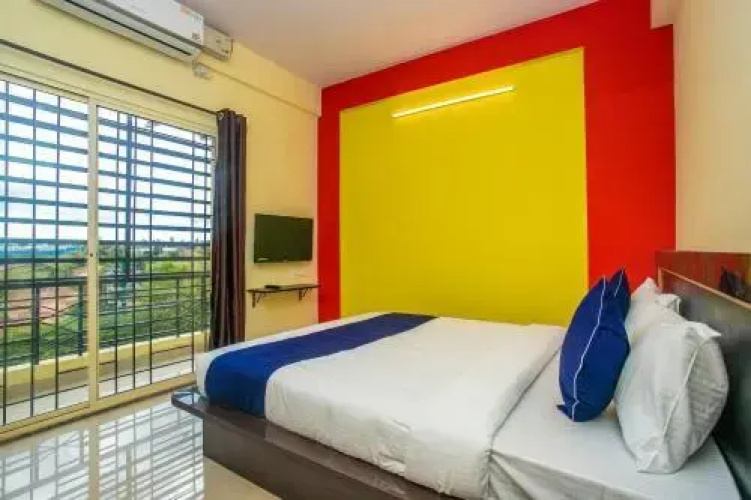Surya Suites by OYO Rooms