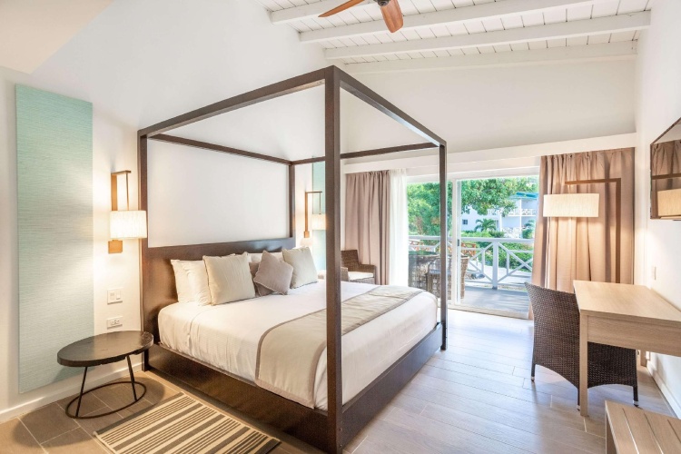 Double Studio with pool view