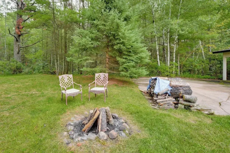Cozy Cable Cabin Rental - Pet Friendly! - Mirror Lake, Drummond