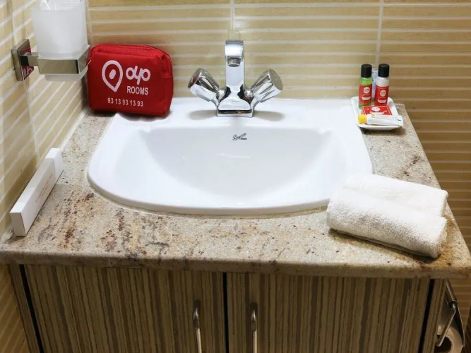 OYO 662 Hotel Comfotel