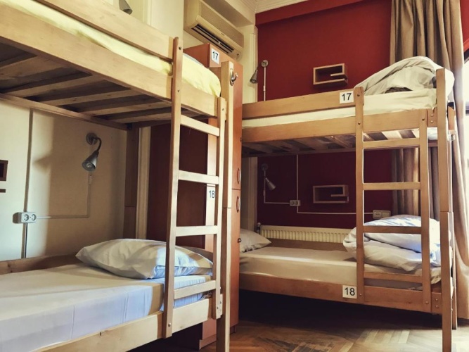 Bed in Dorm