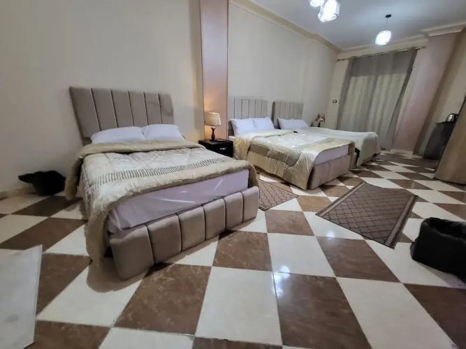 Pyramid Stars Inn