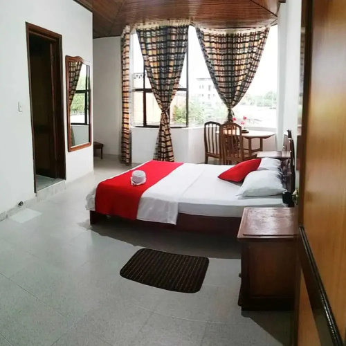 Hotel Royal Bacarly