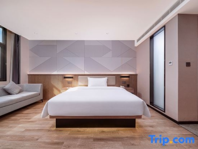 Standard Double room with view