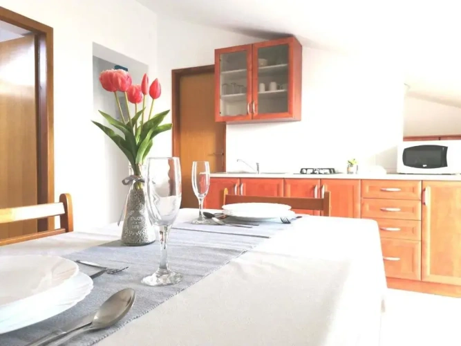 Apartment with garden view