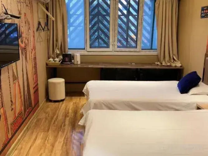 Huaibei Wei'ai Theme Hotel