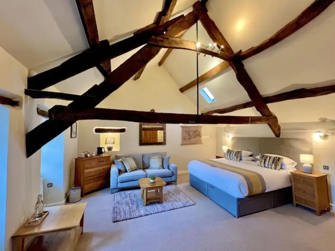 Castle Cottage Inn