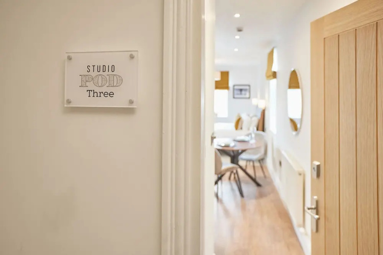 Host Stay Studio Pod 3