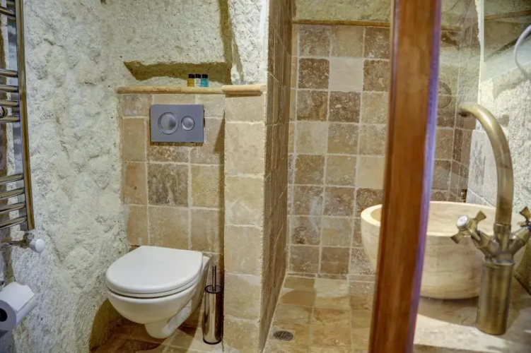 Gibos Cave Hotel