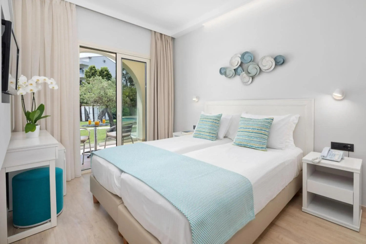 Delfinia Hotels