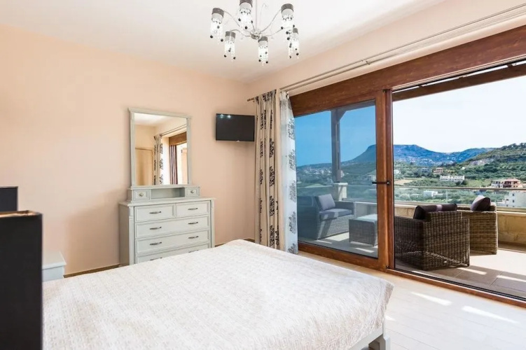 Levanta Luxury Stone Villa