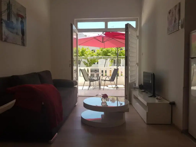 Apartments M&E
