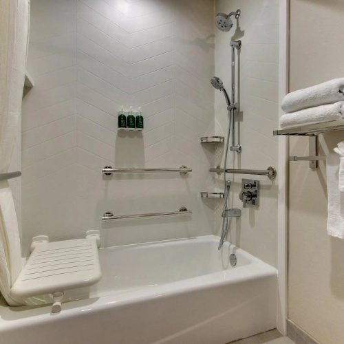 Fairfield Inn & Suites by Marriott Houston Brookhollow