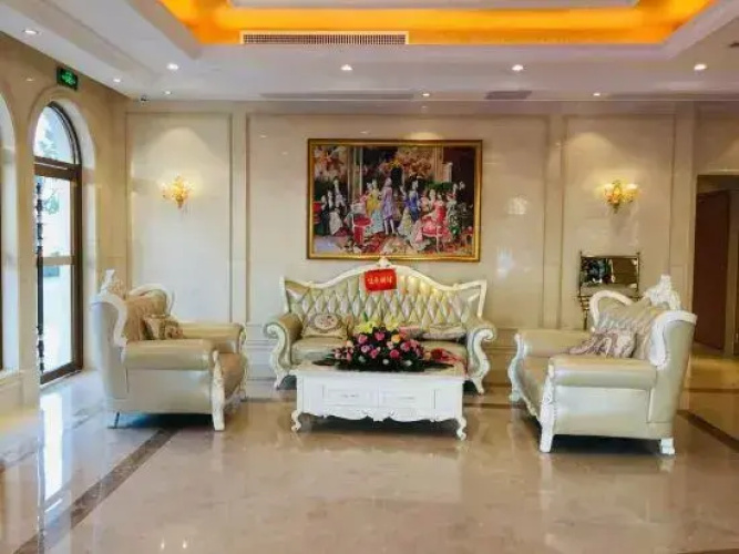 Vienna Hotel (Zhaoqing Qixingyan Dongmen)