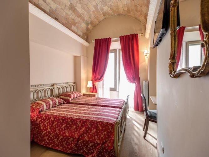 Standard Double room with view