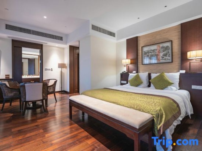 Standard Double room with balcony and with mountain view