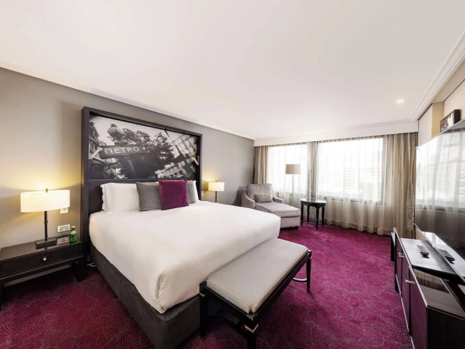 Executive Double Suite with city view