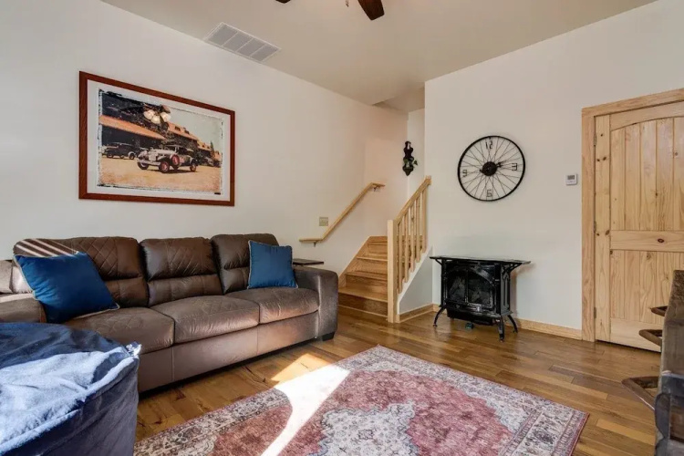 Lakey Gap Lodge - 4 Br Cabin