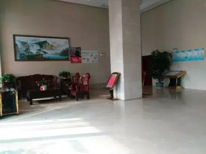 Huasheng Hotel