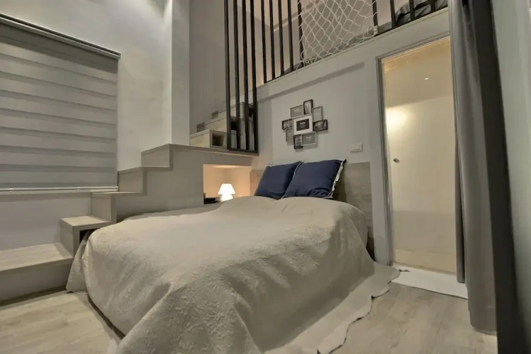 Deluxe Quadruple room