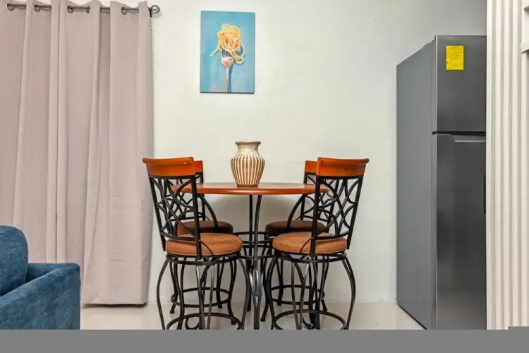 3rd Floor Condo Tower Isle 24hr Security