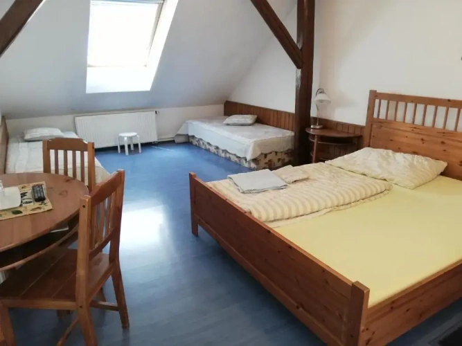 Standard Quadruple room