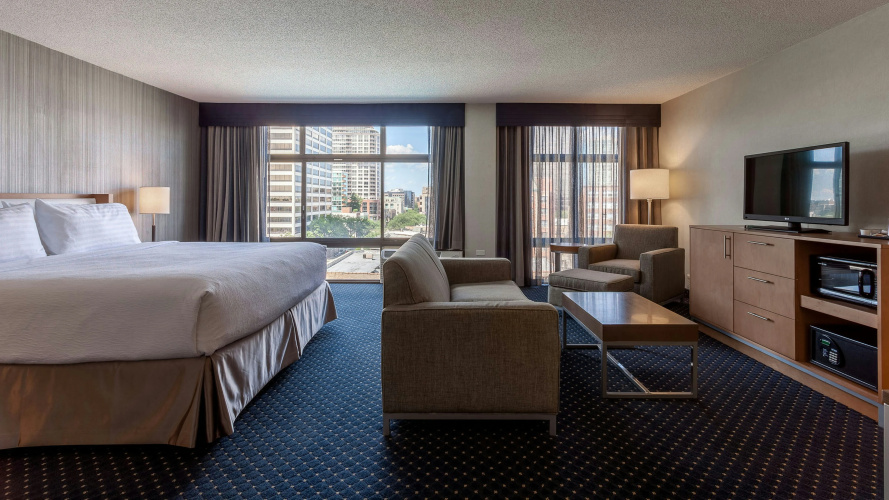 Holiday Inn Chicago North Evanston photo 8