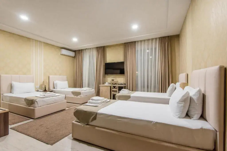 Humo Hotel