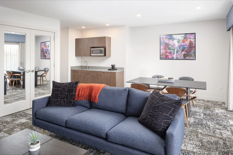 Double Suite