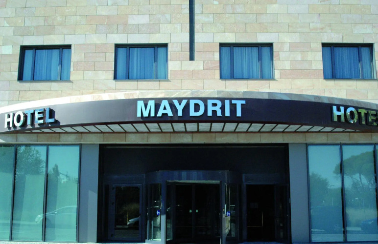 Hotel Maydrit Airport