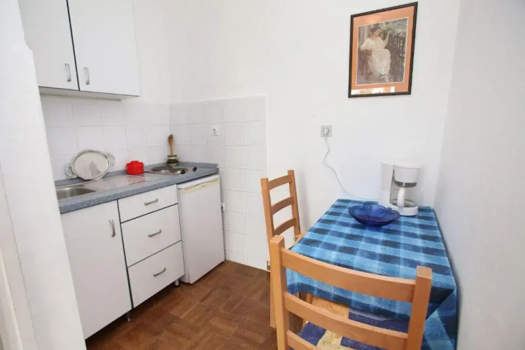 Apartments Kaza