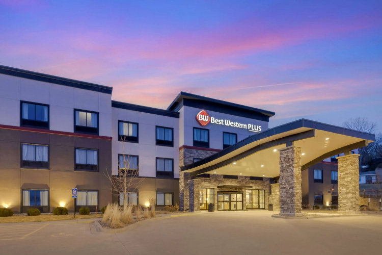 Best Western Plus Lacrescent / Lacrosse - La Crosse, WI