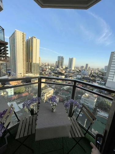 1 Bedroom Comfort room with balcony and with city view