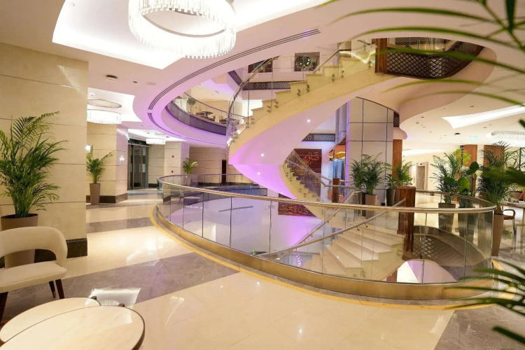 Peninsula Worth Hotel