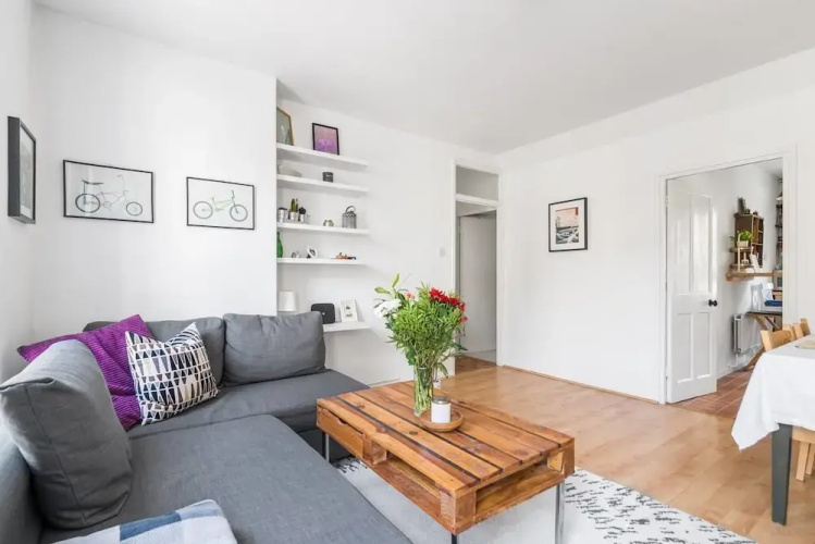 Cosy Flat In Quiet Wapping