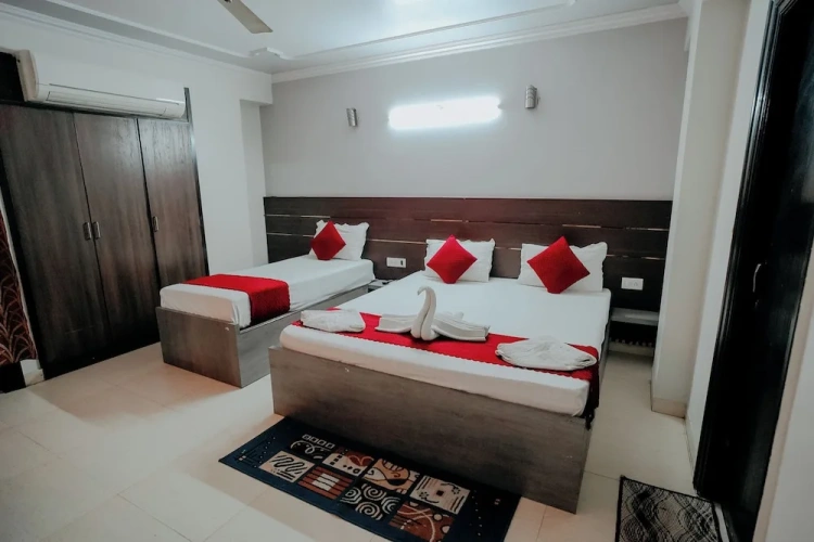Superior Triple room