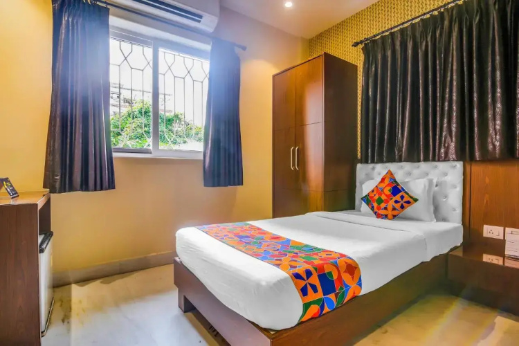 Fabhotel Luxor