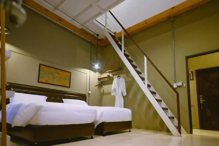Dream factory hotel (SHA Plus+)