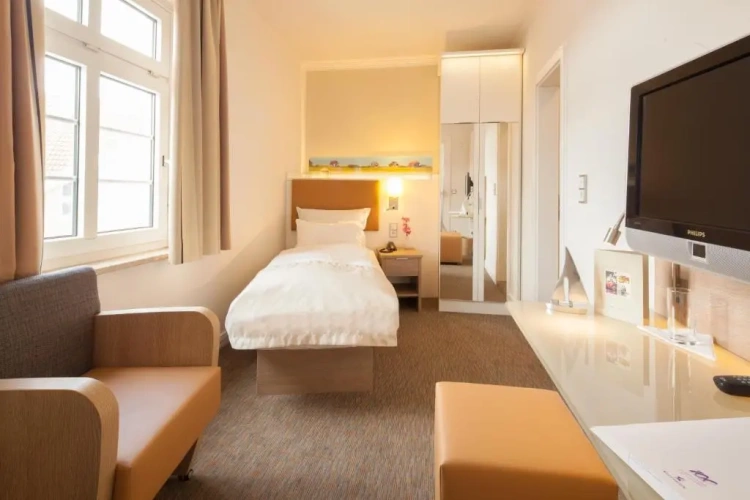 Standard Single room