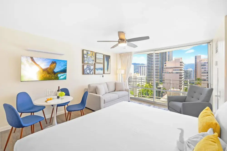 Ilikai Marina Studios by Midway Vacations