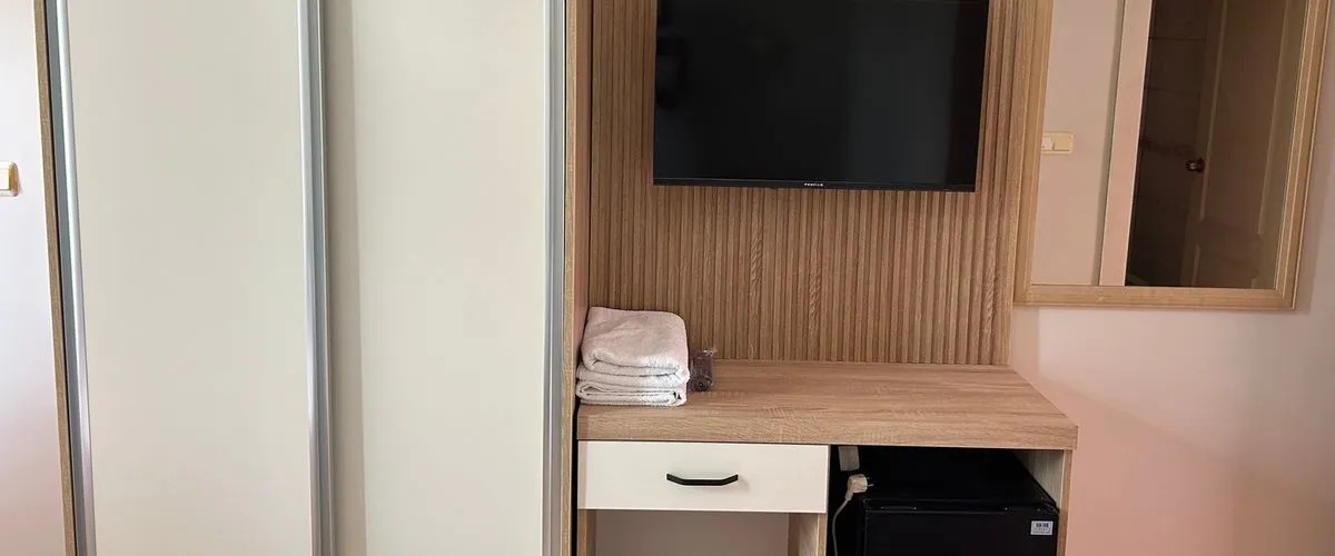 Jasmine Otel