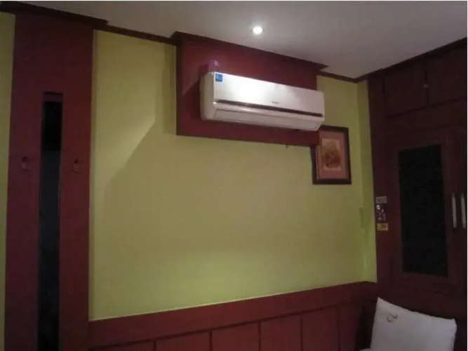Goldentel Motel