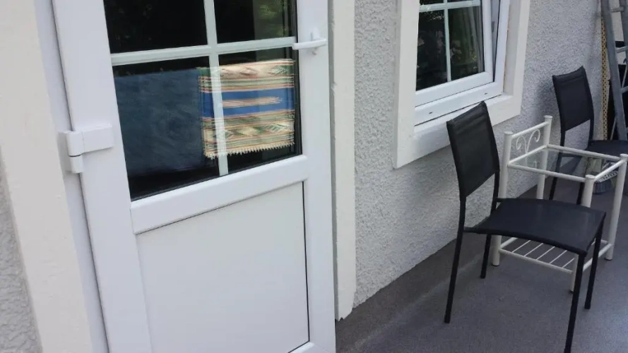 Standard Twin room with garden view