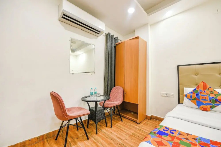 Fabhotel Santosh Residency