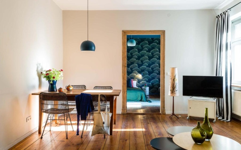 1 Bedroom Apartment