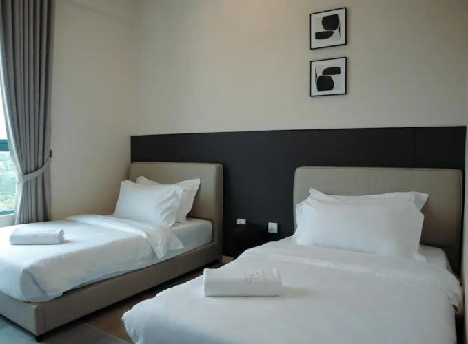 2 Bedrooms Deluxe Suite with balcony