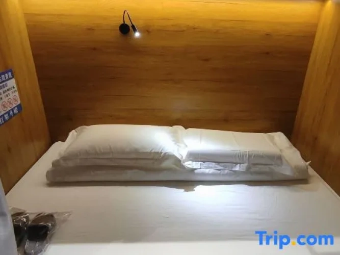 Bed in Dorm (female dorm)