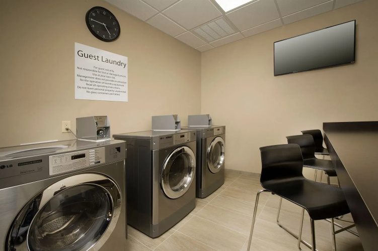 Holiday Inn Express & Suites Waco South by IHG
