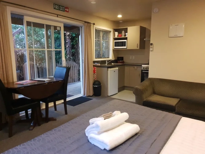 Standard Cottage